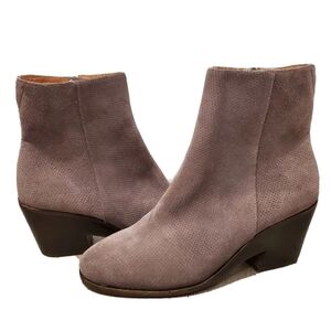 NEW Gentle Souls by Kenneth Cole Blaise Wedge Boots Gray Suede